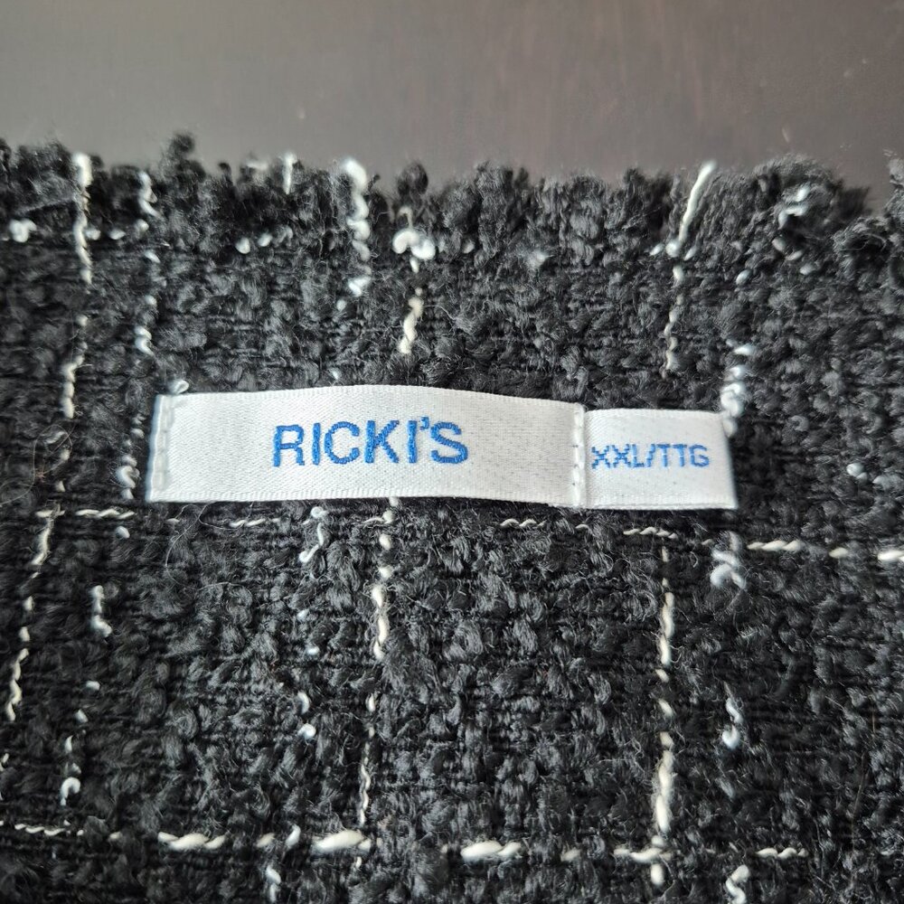 Long Boucle Jacket - Picture 8 of 12
